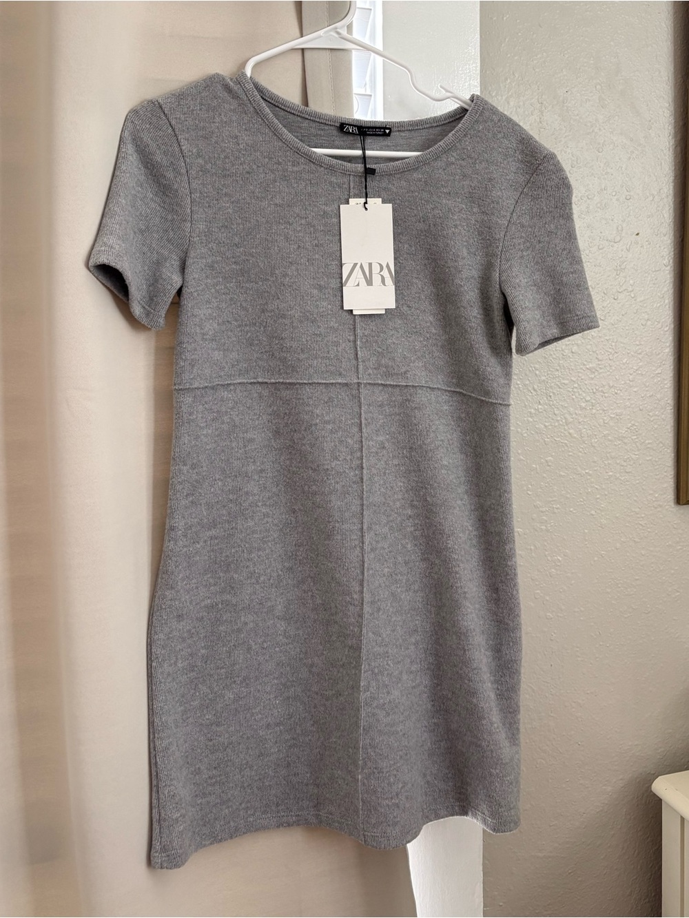 NWT Zara women’s Gray Short-Sleeve Knit Dress — Heather Gray